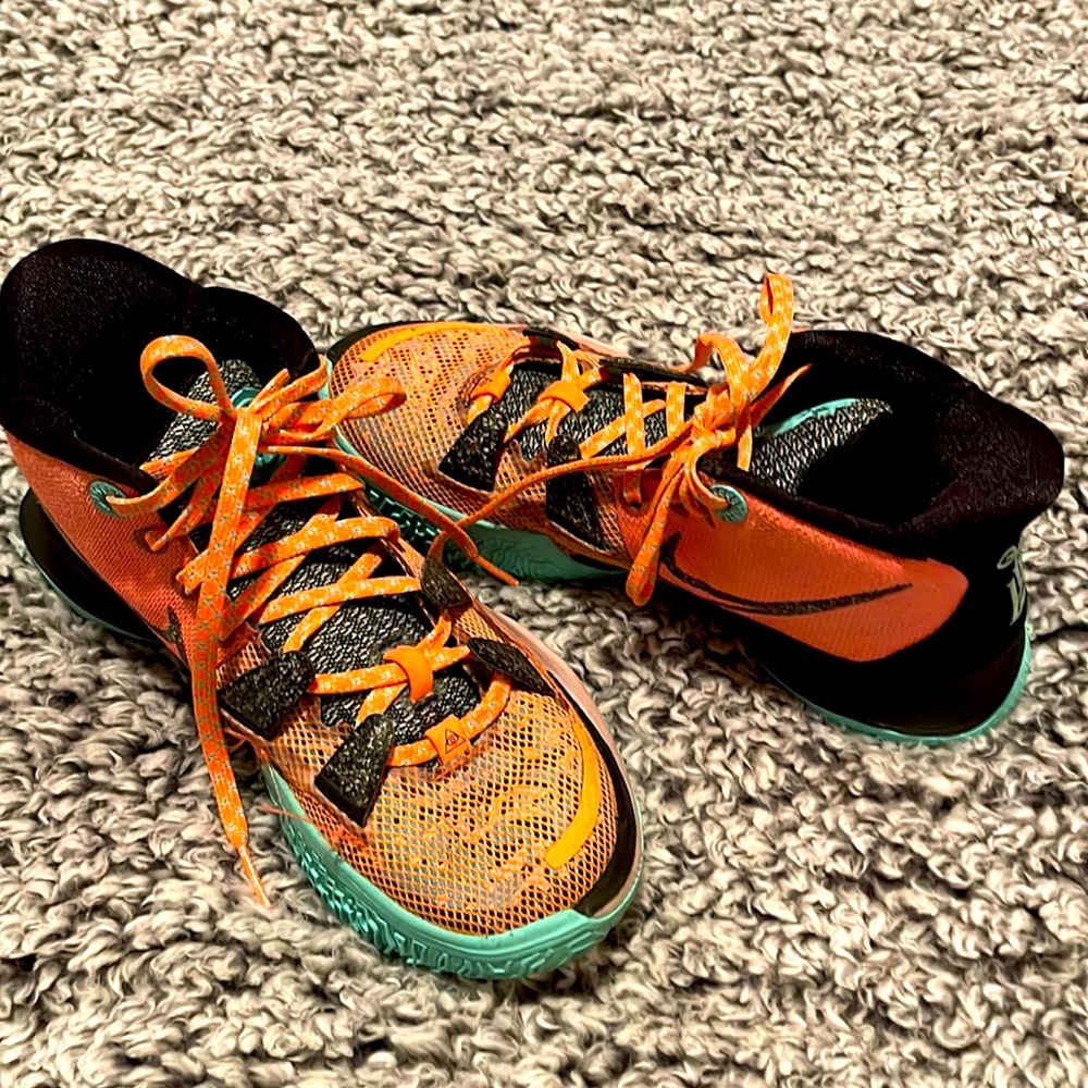 Nike | Youth 4.5